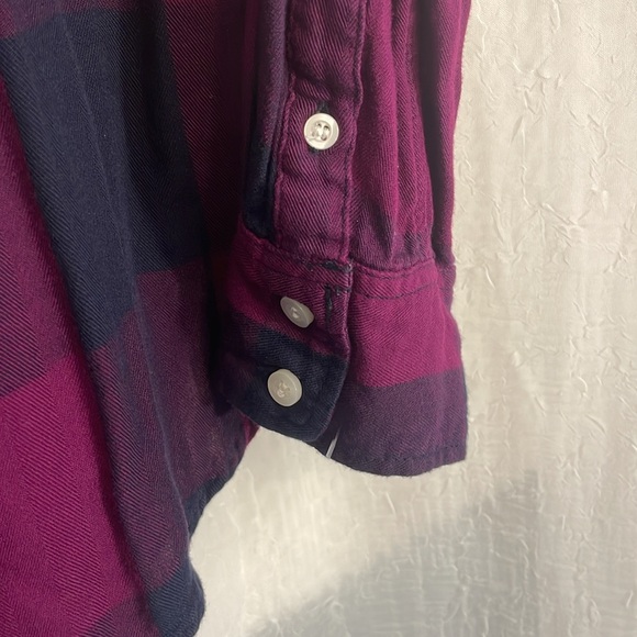 Stylus women’s plaid purple/navy Size Large blouse PTP21”length 27” - Picture 4 of 6